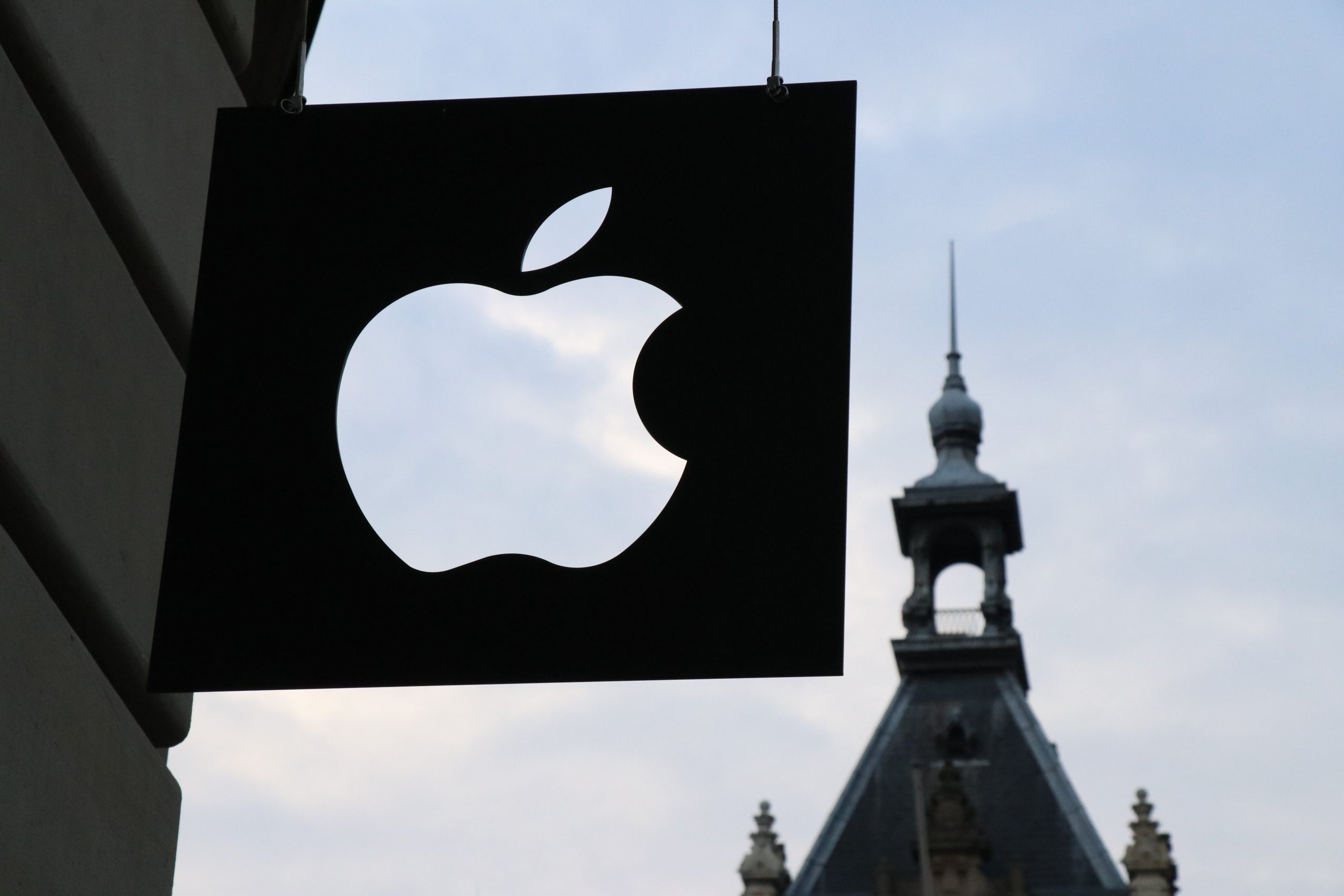 The Apple Brand Phenomenon